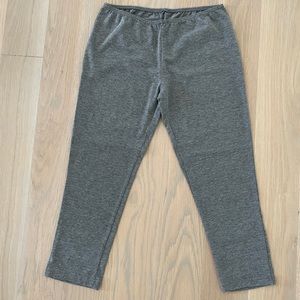 Gray cropped leggings (size small) *NEW*